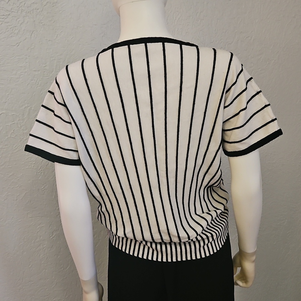 PHILOSOPHY Vertical Striped Black and White Blouson Short Sleeve Sweater Top - Picture 5 of 8